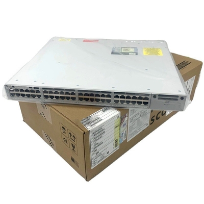 Bon prix 48 ports PoE Commutateur réseau Gigabit C 9300L-48P-4G-E Communiquer avec un ordinateur portable en double complet et semi-duplex facilité en ligne